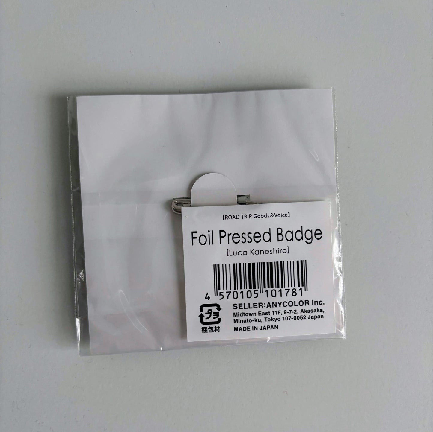 NIJISANJI EN ROAD TRIP Goods & Voice Foil Pressed Badge - Luca Kaneshiro