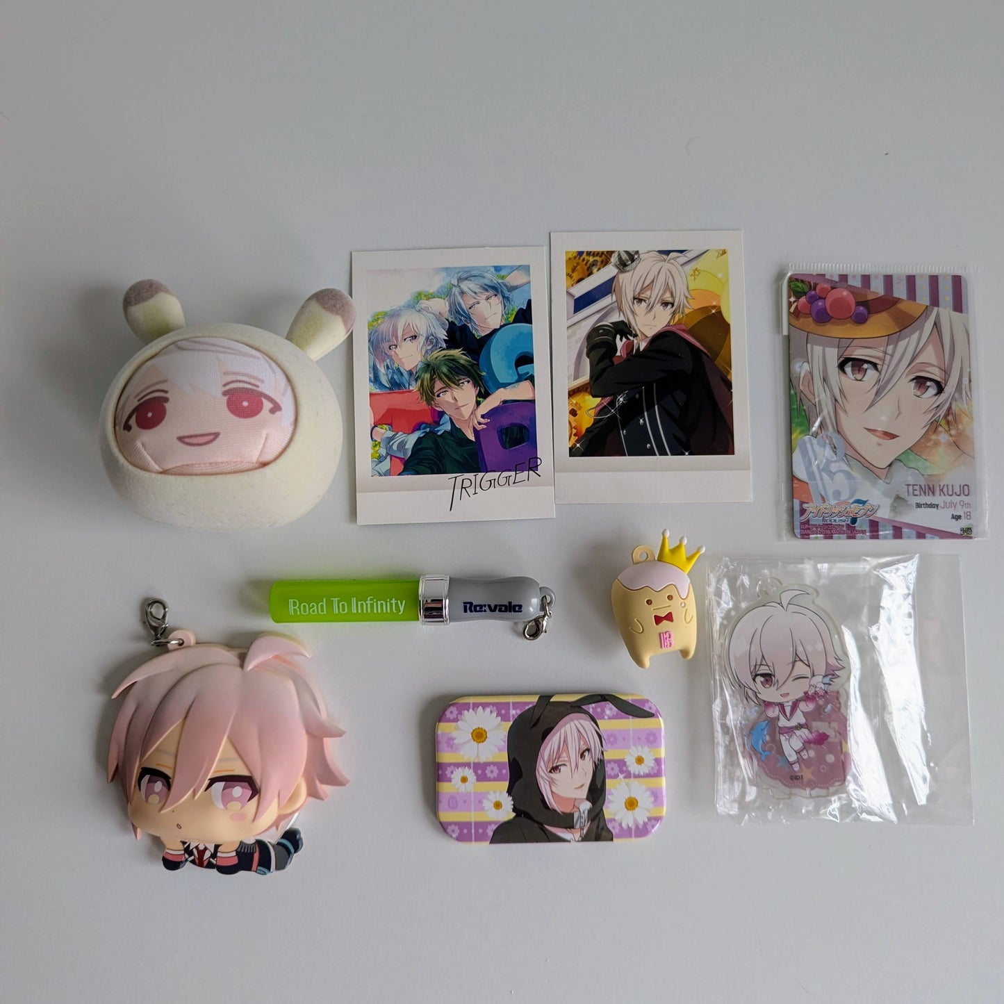 Idolish7 Trigger Re:Vale Assorted Merch Set