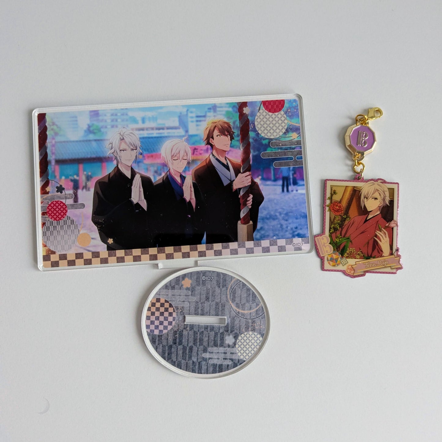 Idolish7 Trigger Standee Keychain Set