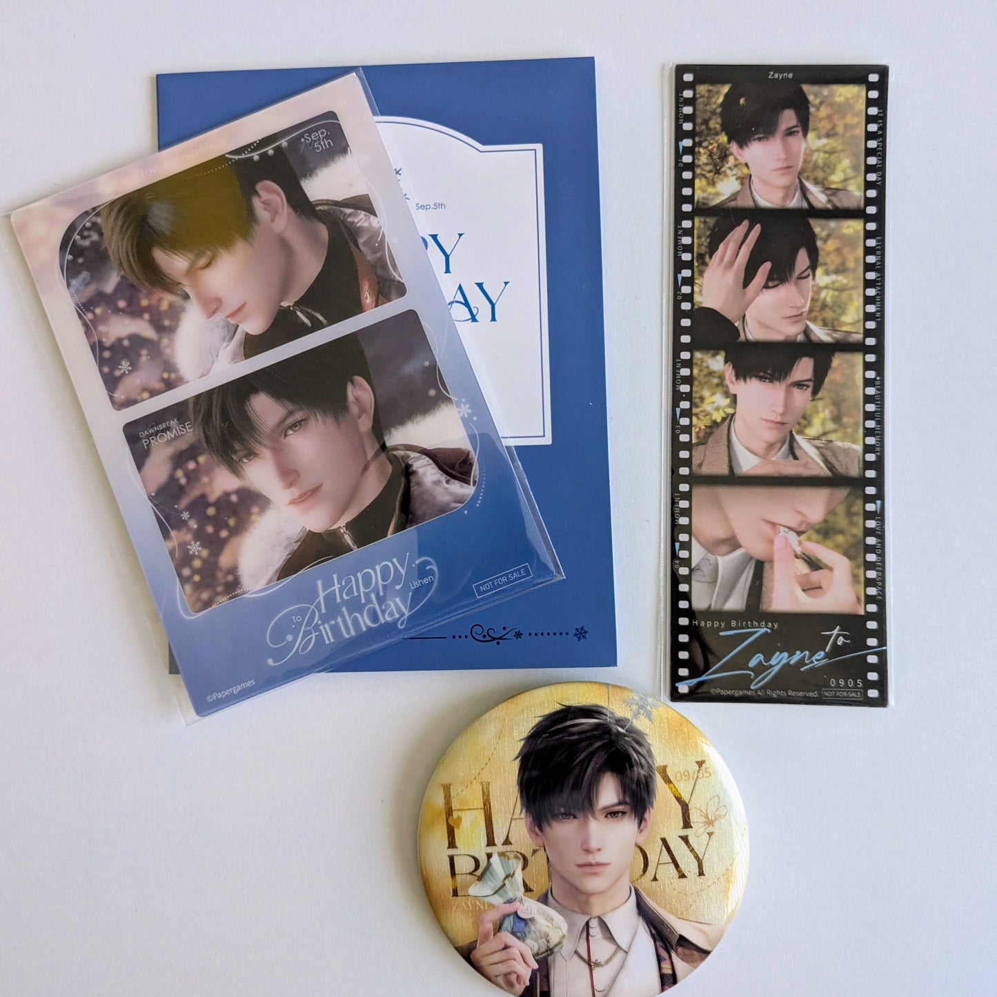 Love and Deepspace Zayne Photo Cards Can Badge Set