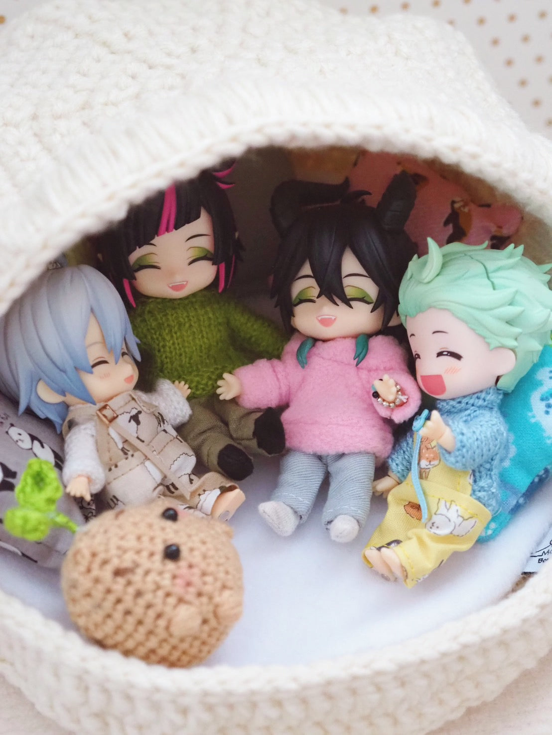 Buddy Bed with Hood
