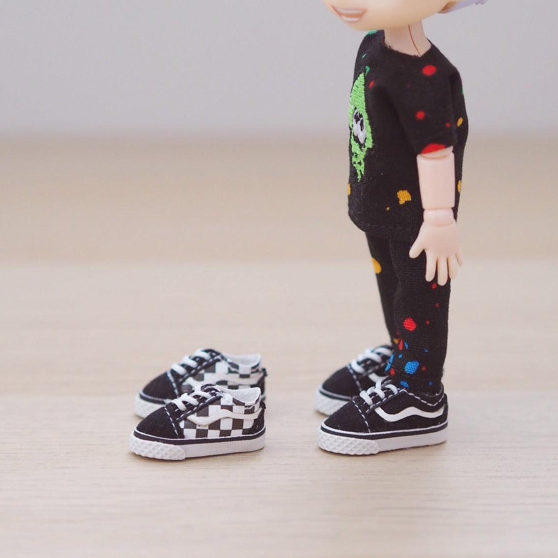 Sneaker with Line - Moko's Boutique
