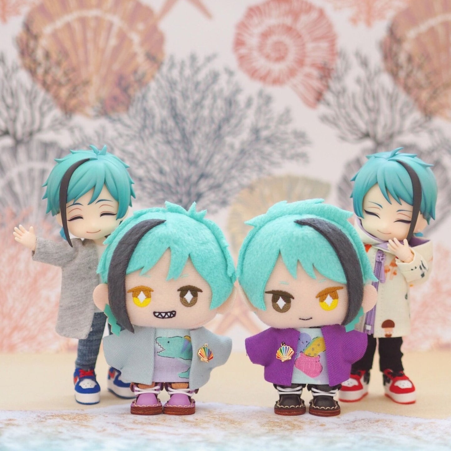 Cuffed Shoes for Plush