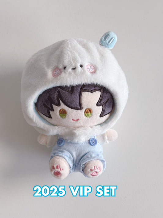 Love and Deepspace 2025 VIP Zayne Gift Set with plush