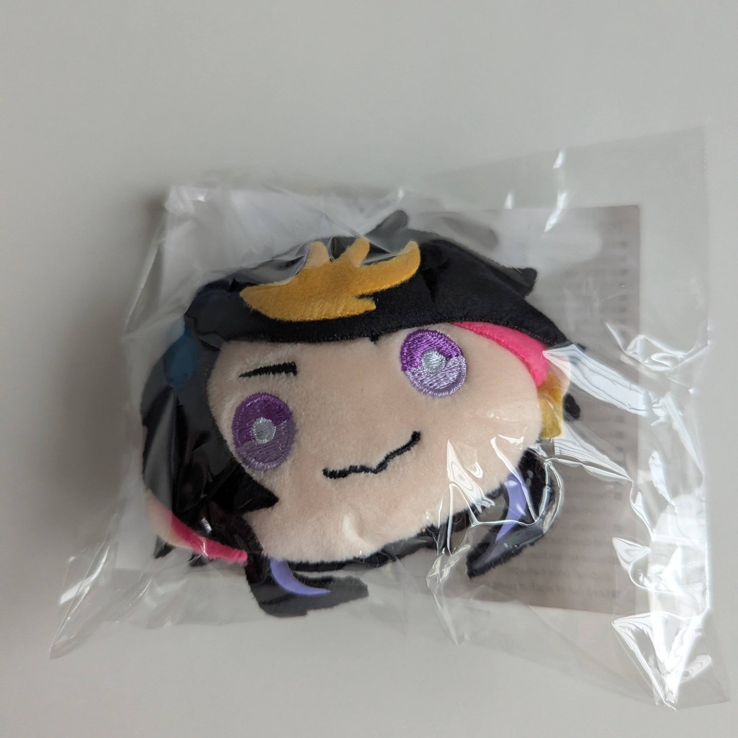 NIJISANJI EN AR LIVE COLORS Nijinui Badge Luxiem Shu Yamino