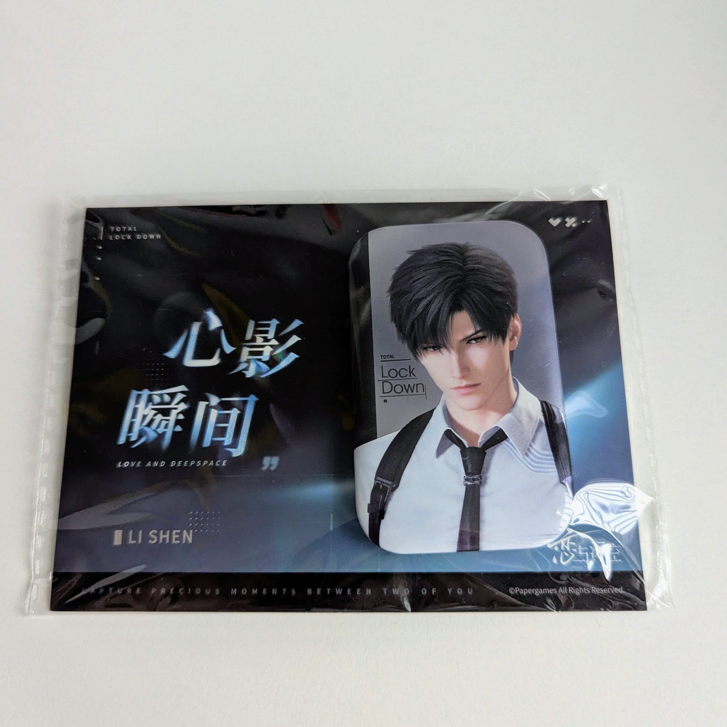 Love and Deepspace Lock Down Can Badge Zayne