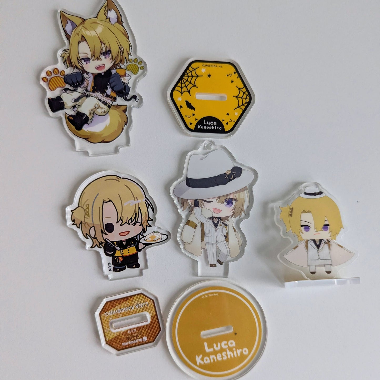 Nijisanji EN Luca Kaneshiro Standee Set