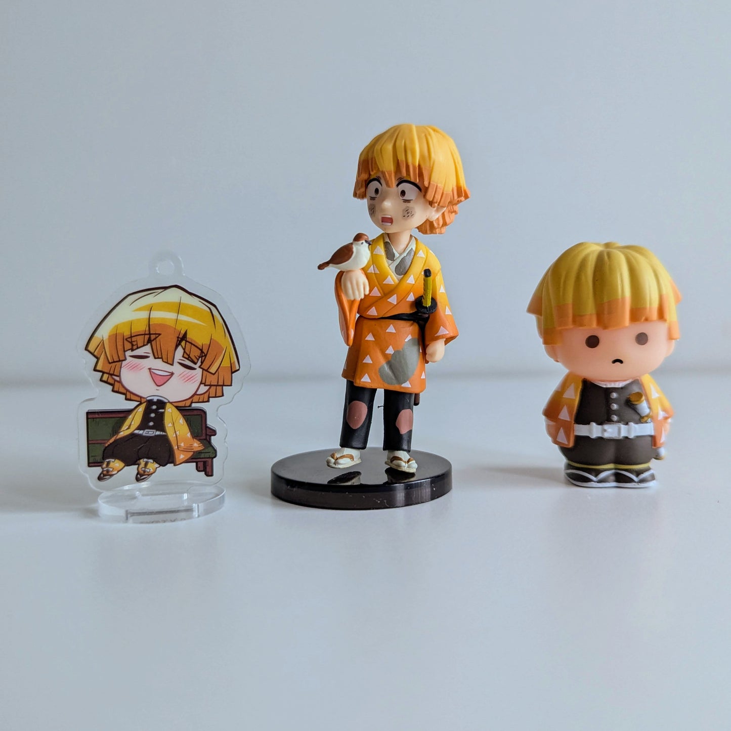 Demon Slayer Zenitsu Mini Figures Standee Set