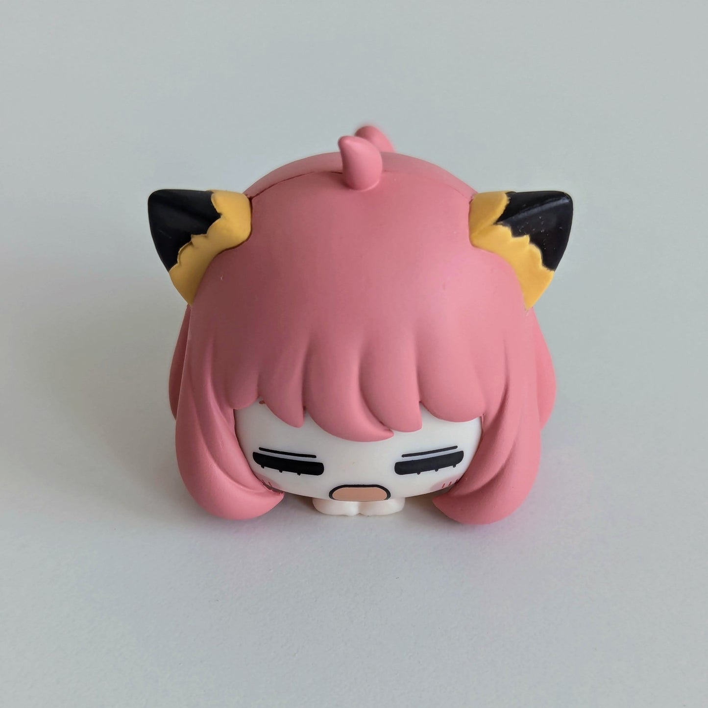 Spy Family Anya Forger Ohiruneko Sleeping Cat Mini Figure