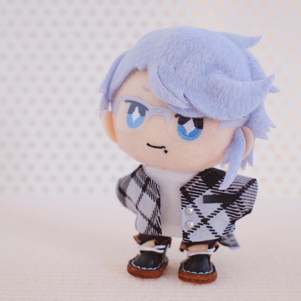 Elegant coat for Plushie