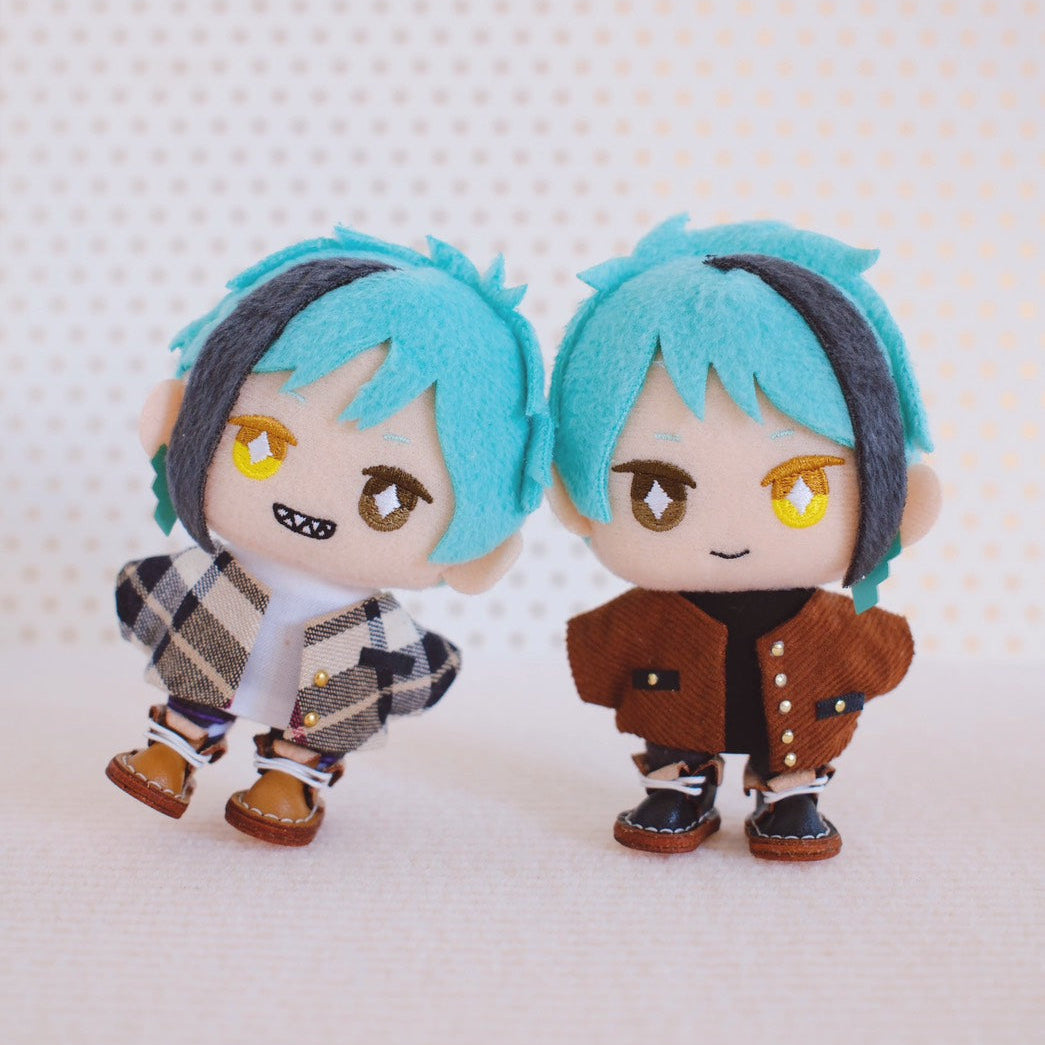 Elegant coat for Plushie