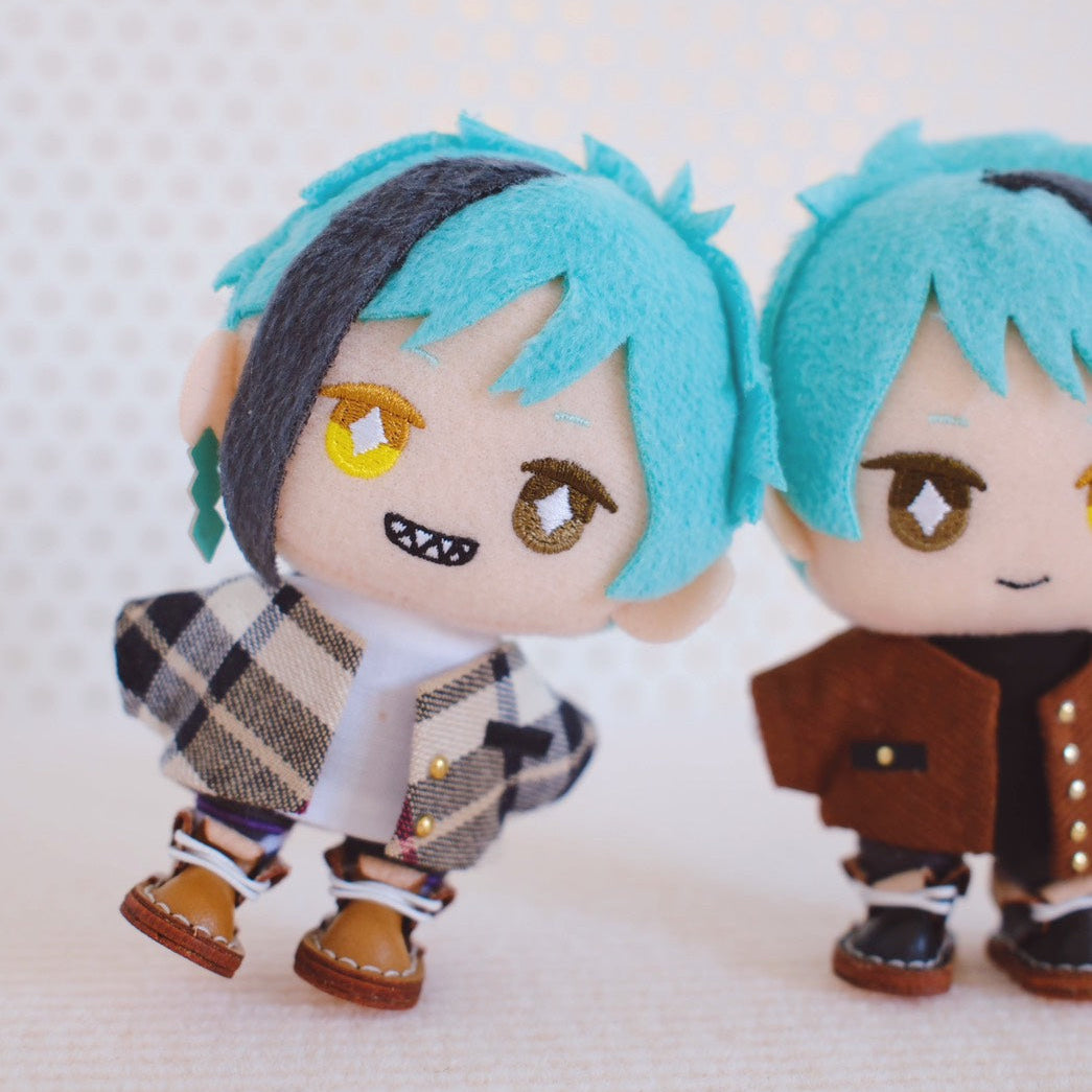 Plaid Elegant Coat for Plushie