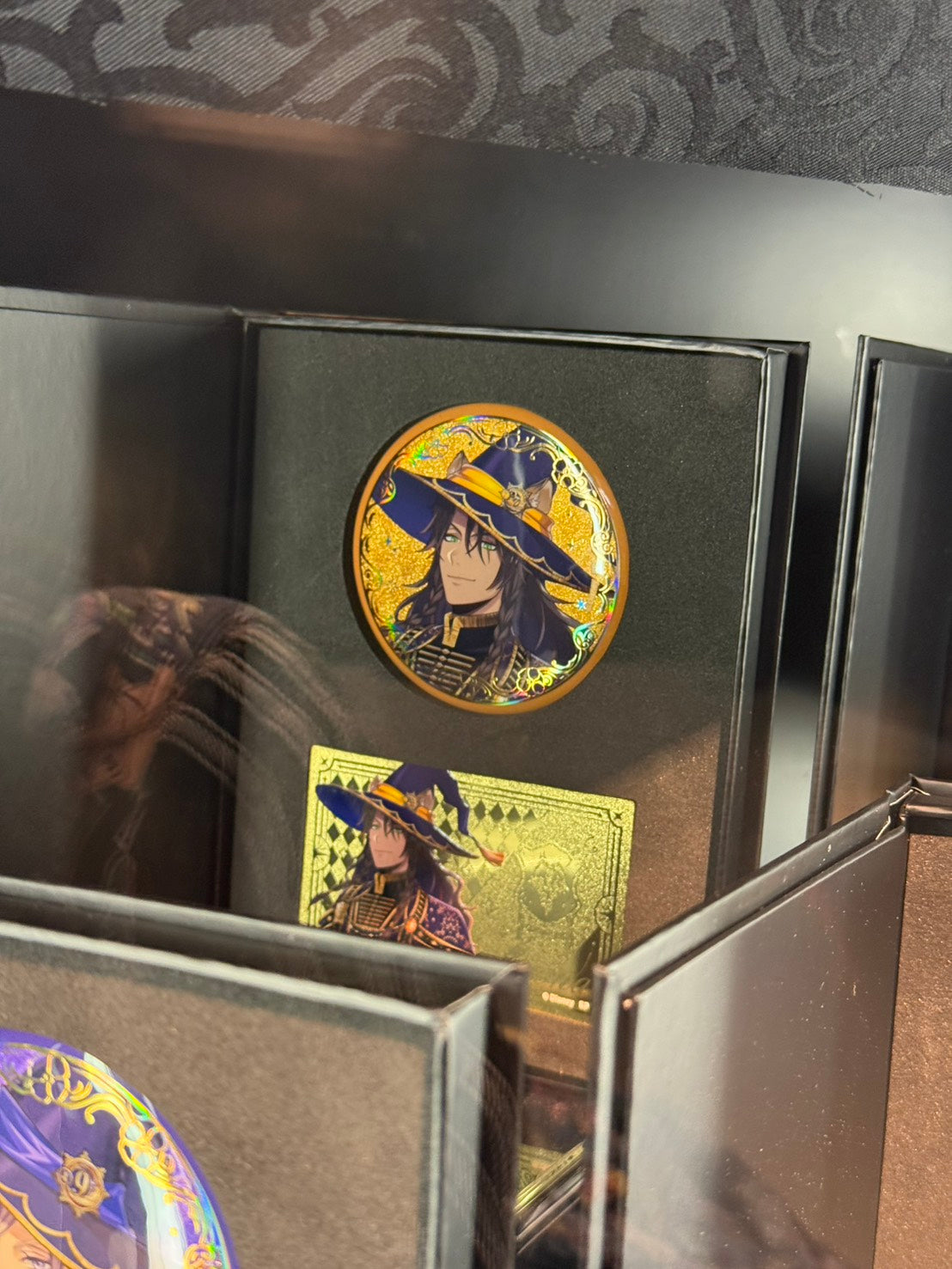 Twisted Wonderland Bloom Birthday Aurora Foil Stamped Can Badge & Metal Card Set Preorder